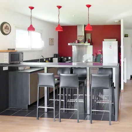 Les Alouettes 110s Tatil Evi